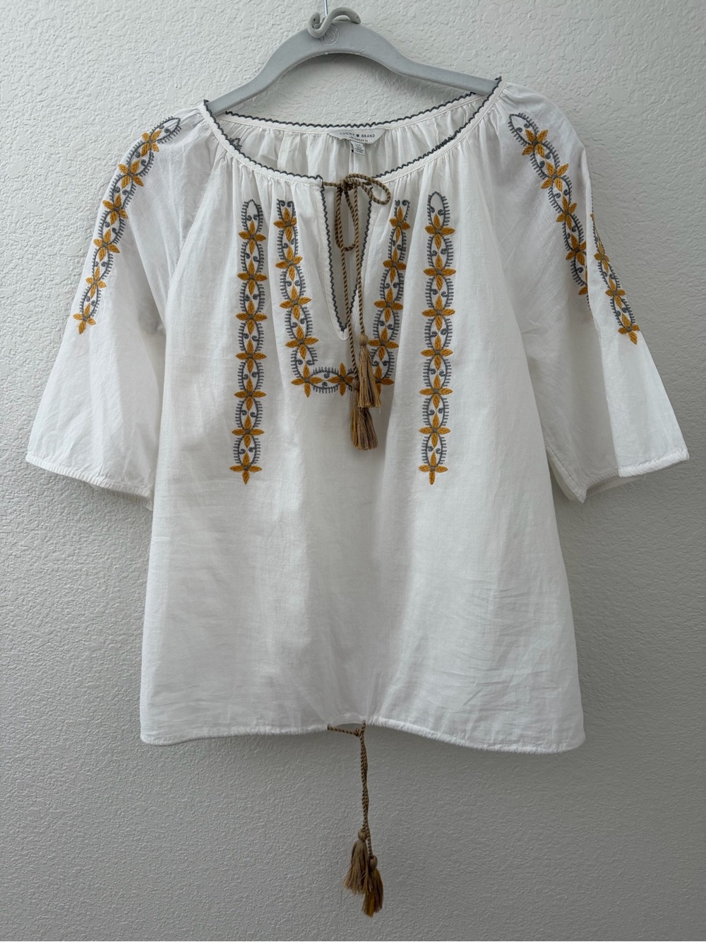 Lucky Brand White Boho Peasant blouse with Embroidery
